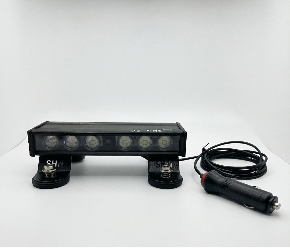 Shn Black Mıknatıslı 20 CM Çakmak Fişli Tepe Lambası